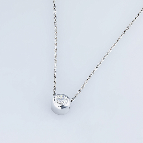 Подвеска из белого золота с бриллиантом