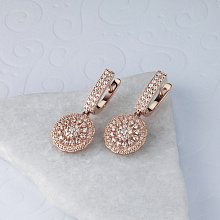 Серьги из красного золота с бриллиантами