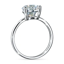 Кольцо из белого золота с бриллиантом