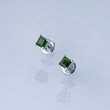 Пусеты из серебра с хромдиопсидами