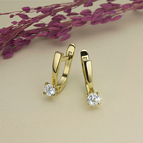 Серьги из желтого золота с бриллиантами