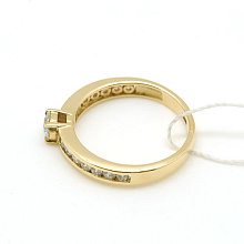 Кольцо из желтого золота с бриллиантами