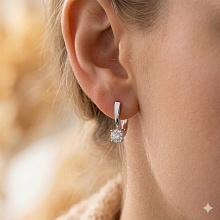 Серьги из белого золота c бриллиантами